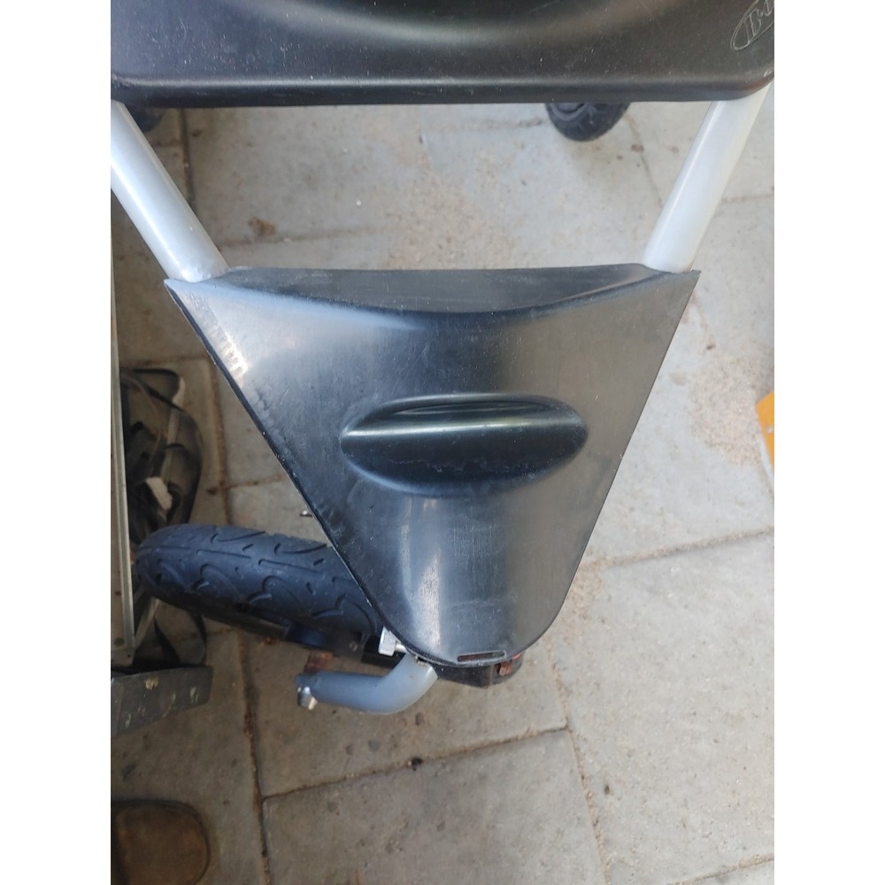 BOB Single Stroller‎ - Revolution - Plastic Nose Tip Replacement Part